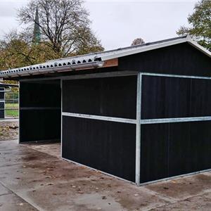 Stal mit offen Seite & einlaufstal